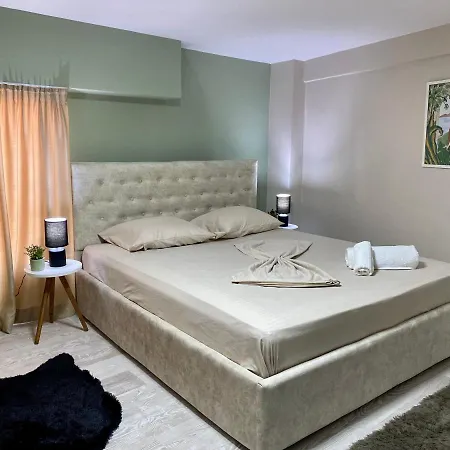 Apartment Unique Duplex Near Center