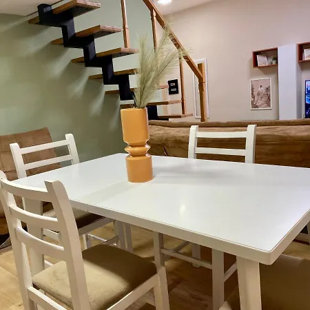 Unique Duplex Near Center